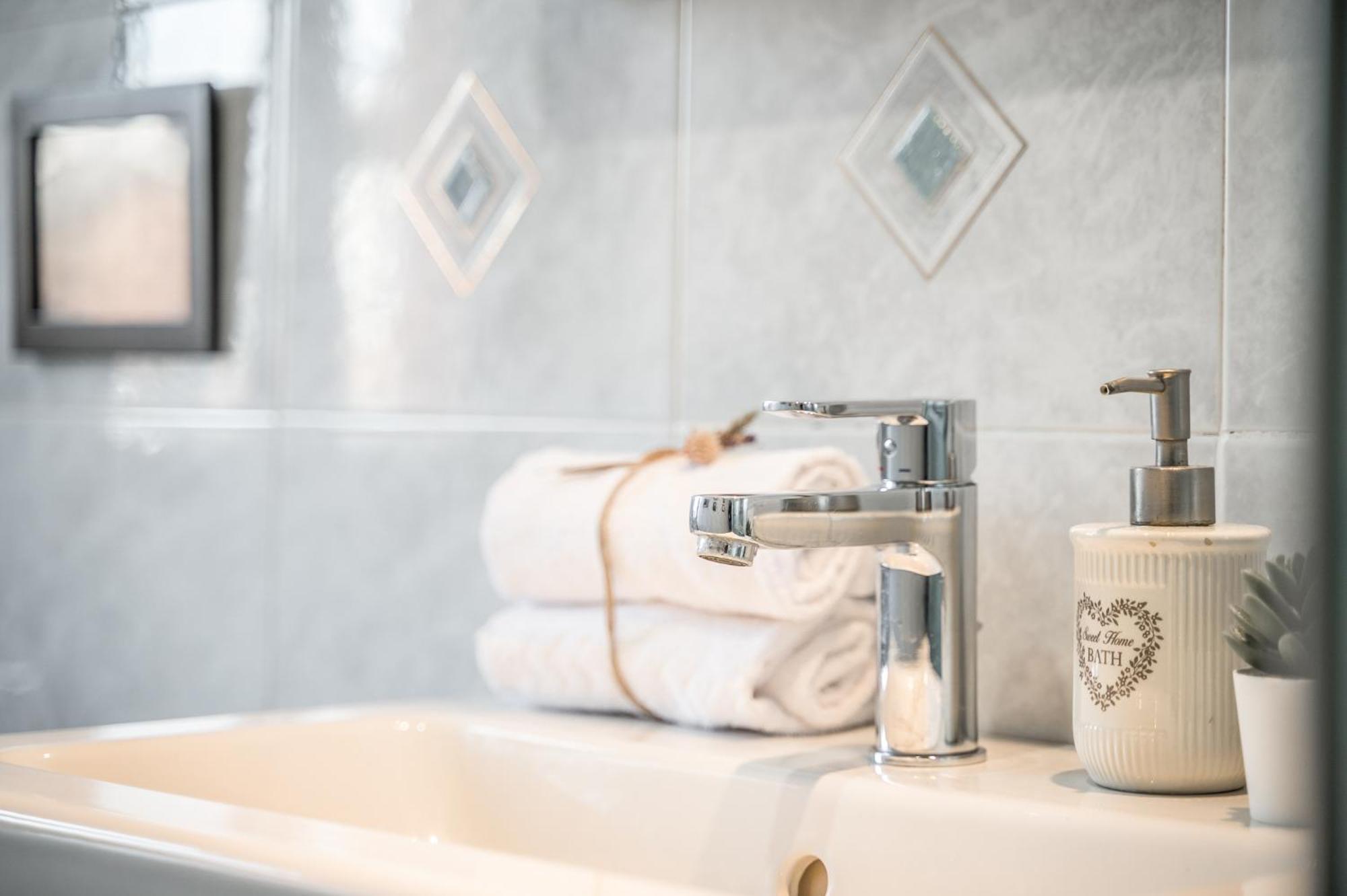 Casa Emilia - * In The Heart Of Modena * Apartment Екстериор снимка